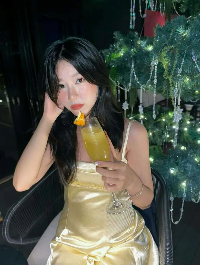 Top 98+ gái xinh 2k4 xinh lung linh, cuốn hút mọi ánh nhìn