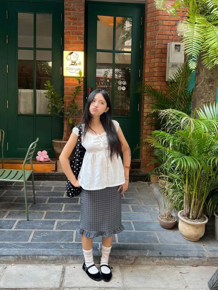 Top 98+ gái xinh 2k4 xinh lung linh, cuốn hút mọi ánh nhìn