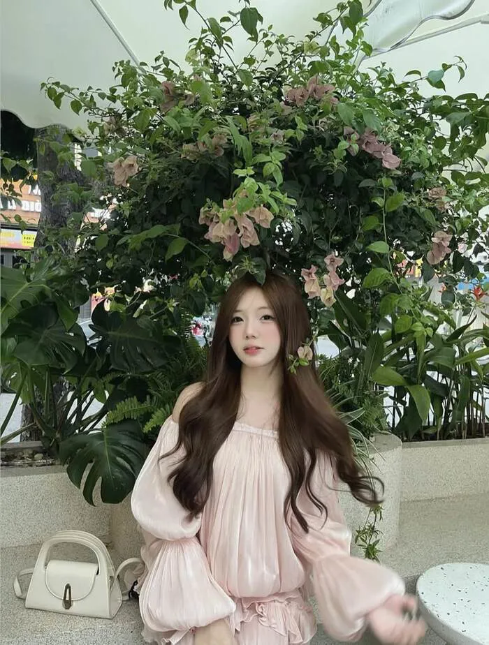 Khám phá nét đẹp trong trẻo qua loạt gái xinh 2k9 mới nhất