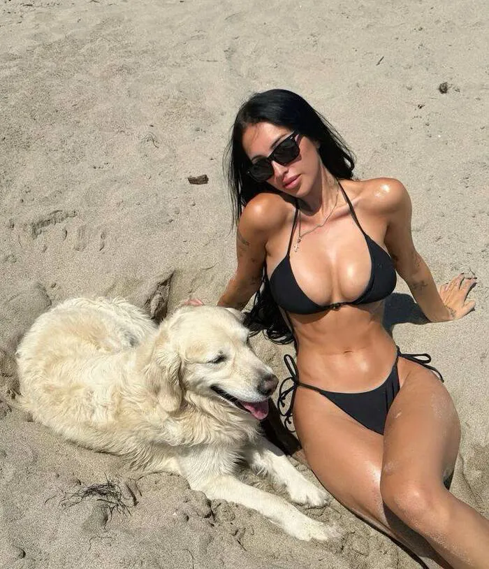 Khám phá nét đẹp rạng ngời qua 145+ gái xinh bikini