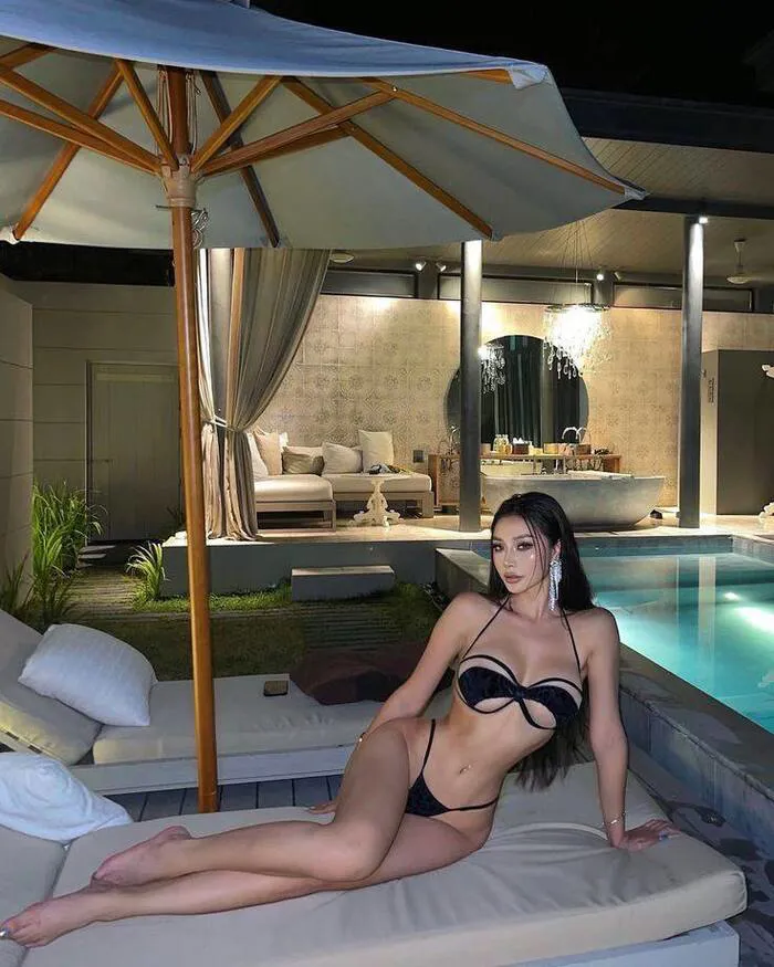 Khám phá nét đẹp rạng ngời qua 145+ gái xinh bikini