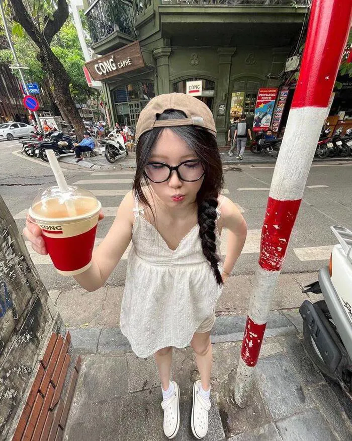 Top 123+ gái xinh đeo kính quyến rũ, thần thái hút hồn Top 123+ gái xinh đeo kính quyến rũ, thần thái hút hồn