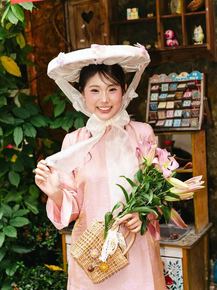 Khám phá 180+ ảnh gái xinh mặc áo dài tinh khôi, cuốn hút