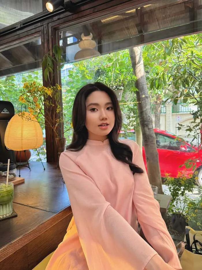 Khám phá 180+ ảnh gái xinh mặc áo dài tinh khôi, cuốn hút