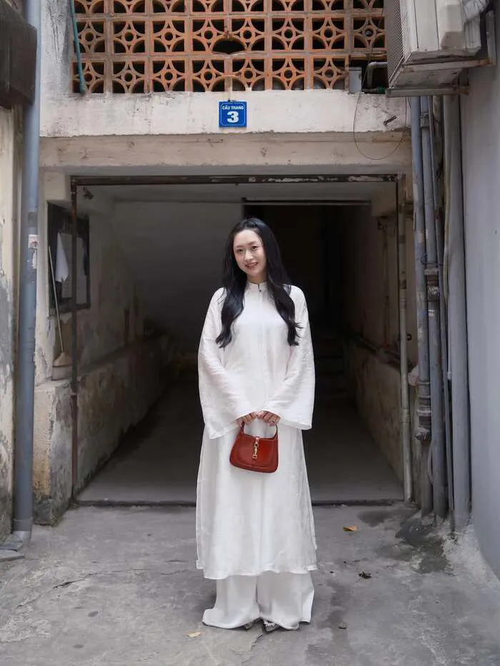 Khám phá 180+ ảnh gái xinh mặc áo dài tinh khôi, cuốn hút