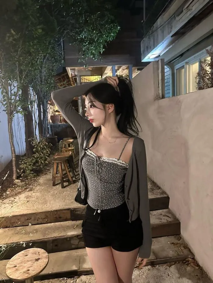 Top 145+ gái xinh mặc quần ngắn khoe dáng đẹp hút hồn Top 145+ gái xinh mặc quần ngắn khoe dáng đẹp hút hồn