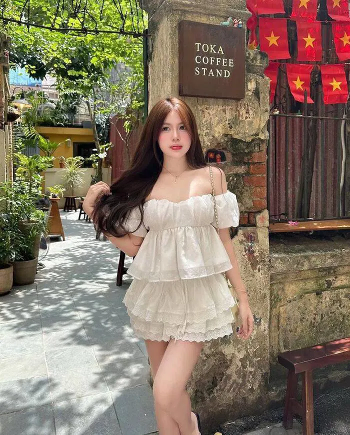 Bộ sưu tập gái xinh mặc váy ngắn ngọt ngào hút hồn mọi ánh nhìn Bộ sưu tập gái xinh mặc váy ngắn ngọt ngào hút hồn mọi ánh nhìn