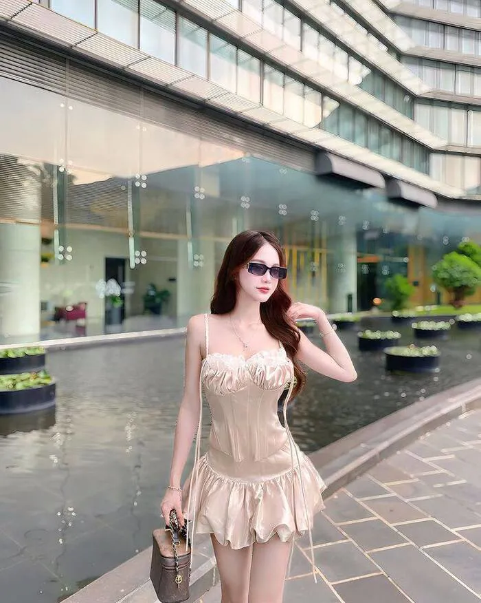 Bộ sưu tập gái xinh mặc váy ngắn ngọt ngào hút hồn mọi ánh nhìn Bộ sưu tập gái xinh mặc váy ngắn ngọt ngào hút hồn mọi ánh nhìn