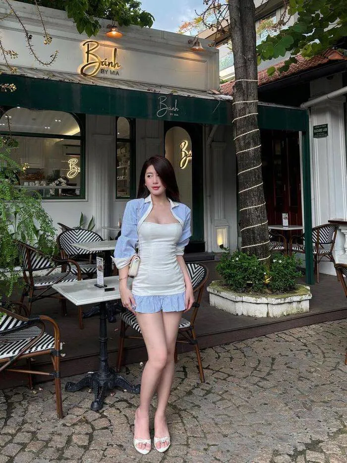 Bộ sưu tập gái xinh mặc váy ngắn ngọt ngào hút hồn mọi ánh nhìn Bộ sưu tập gái xinh mặc váy ngắn ngọt ngào hút hồn mọi ánh nhìn