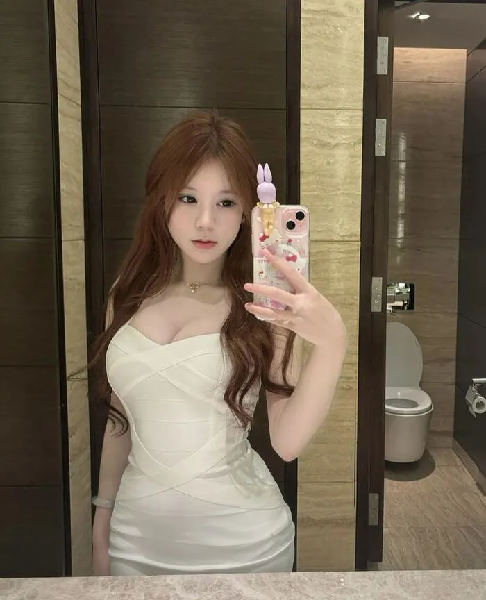 Tổng hợp 187+ gái xinh mlem cuốn hút mọi ánh nhìn Tổng hợp 187+ gái xinh mlem cuốn hút mọi ánh nhìn