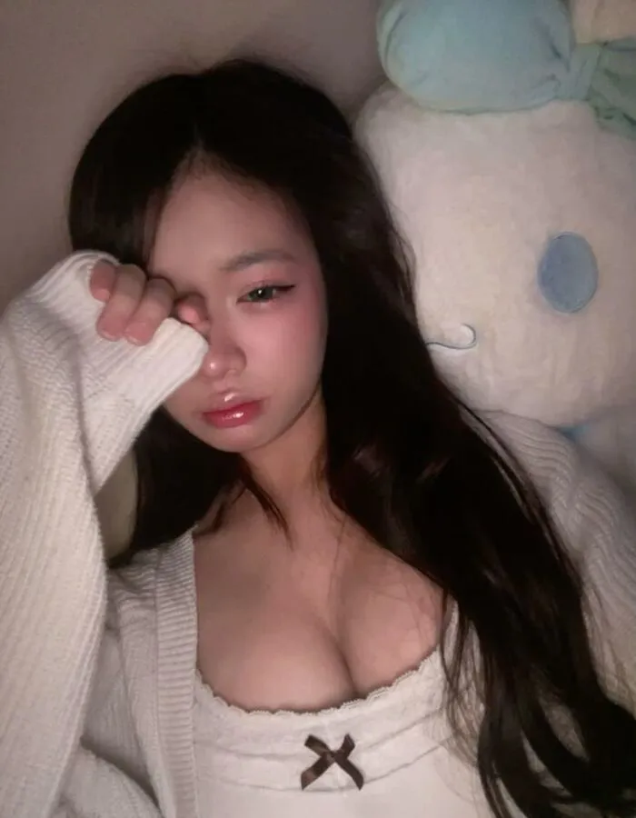 Top 108+ gái xinh ngực khủng đốt mắt người xem mê mẩn Top 108+ gái xinh ngực khủng đốt mắt người xem mê mẩn