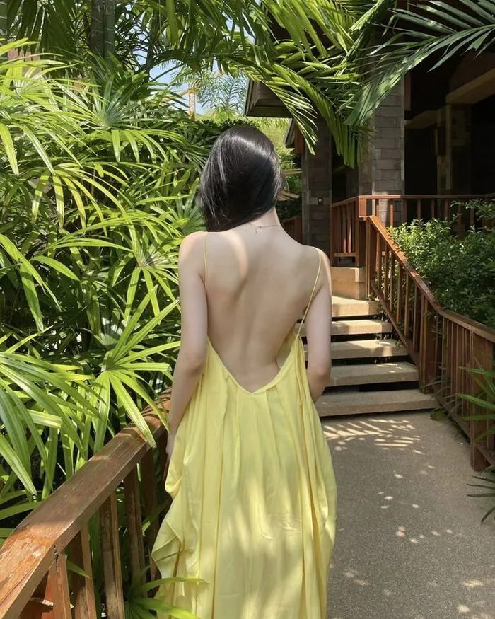 Tuyển tập 185+ gái xinh quay lưng đầy quyến rũ