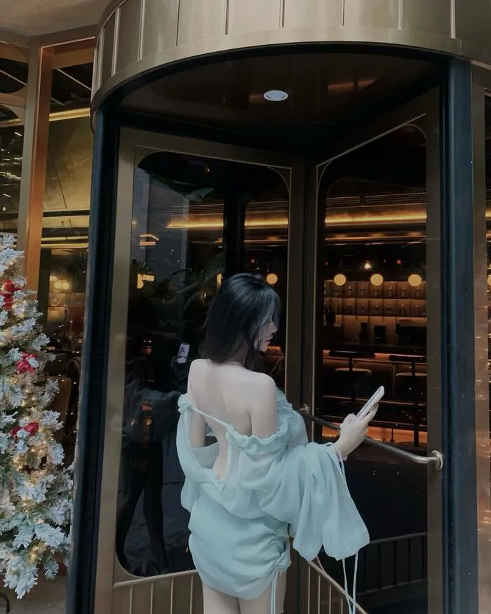 Tuyển tập 185+ gái xinh quay lưng đầy quyến rũ