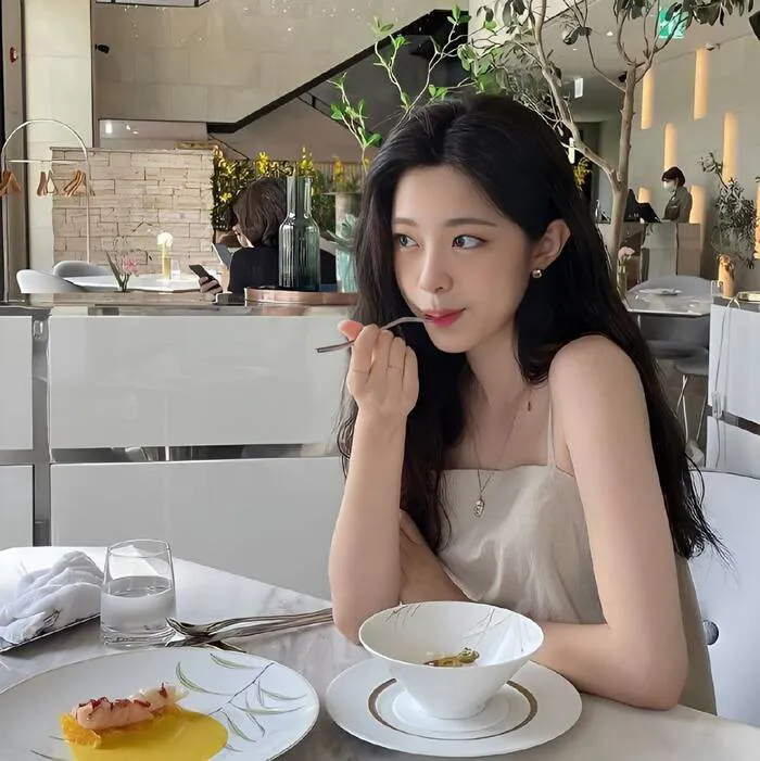 Top 188+ gái xinh tóc dài đẹp ngất ngây, hút hồn mọi ánh nhìn