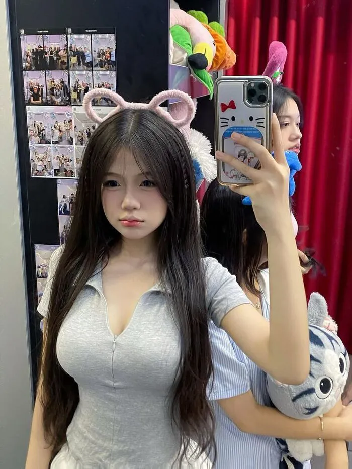 Tổng hợp 158+ gái xinh việt nam cuốn hút mọi ánh nhìn Tổng hợp 158+ gái xinh việt nam cuốn hút mọi ánh nhìn