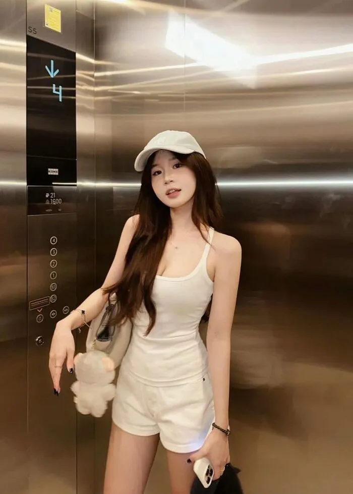 Tổng hợp 158+ gái xinh việt nam cuốn hút mọi ánh nhìn Tổng hợp 158+ gái xinh việt nam cuốn hút mọi ánh nhìn
