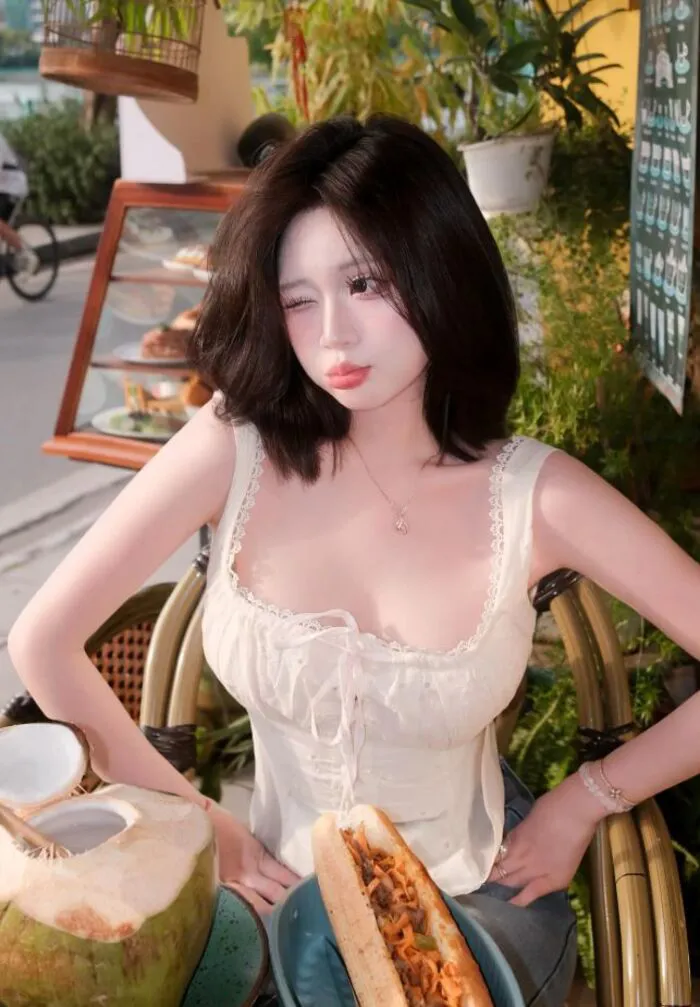 Tổng hợp 158+ gái xinh việt nam cuốn hút mọi ánh nhìn Tổng hợp 158+ gái xinh việt nam cuốn hút mọi ánh nhìn