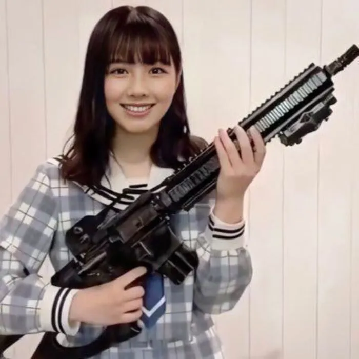 Tuyển tập meme cầm súng hài hước 150+ khiến bạn cười nghiêng ngả Tuyển tập meme cầm súng hài hước 150+ khiến bạn cười nghiêng ngả