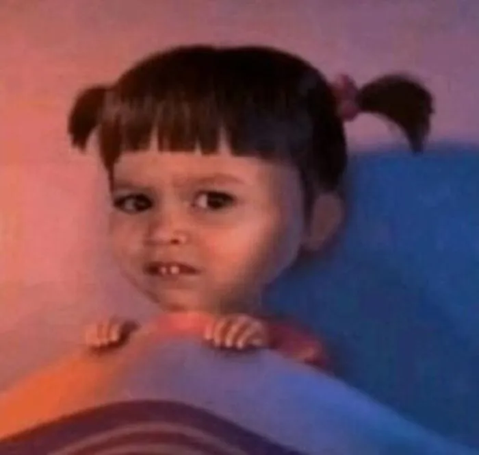 Meme lườm: 185+ biểu cảm 'cà khịa' đỉnh cao gây sốt mạng