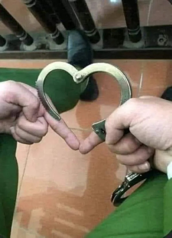 Khám phá 135+ meme thả tim hài hước gửi bạn bè