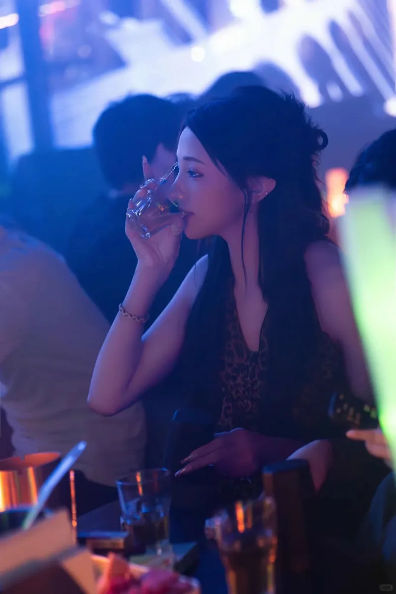 Khám phá 168+ ảnh gái đi bar cuốn hút, nóng bỏng Khám phá 168+ ảnh gái đi bar cuốn hút, nóng bỏng