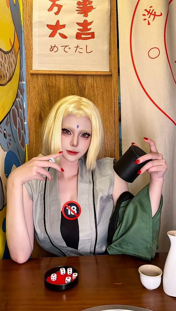 Tuyển tập 187+ tsunade cosplay đỉnh cao, biến hóa vạn người mê Tuyển tập 187+ tsunade cosplay đỉnh cao, biến hóa vạn người mê